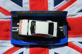 ScaleXtric C3416  FORD ESCORT Mk.II No.19 FISHER ENGINEERING